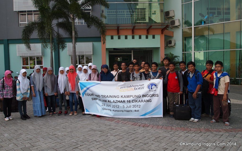 SMP Al Azhar Cikarang 16